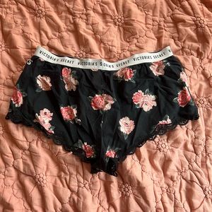 GUC Victoria’s Secret pajama shorts L